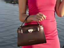 Duurzaamheid in tassen - echt leer vs vegan alternatieven