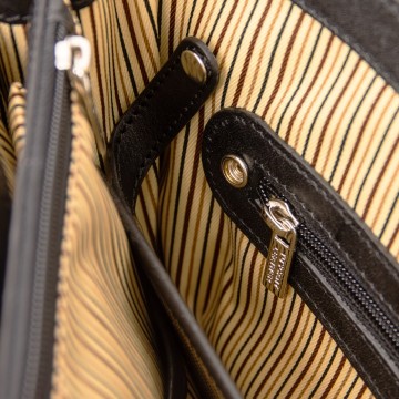 Aktetas van leer met smart systeem   alessandria open