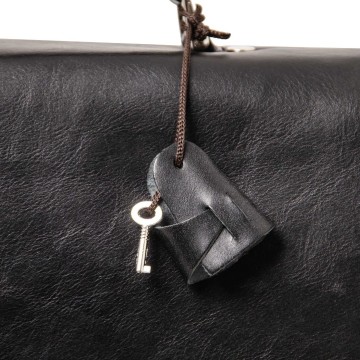 Aktetas van leer met smart systeem   alessandria slot