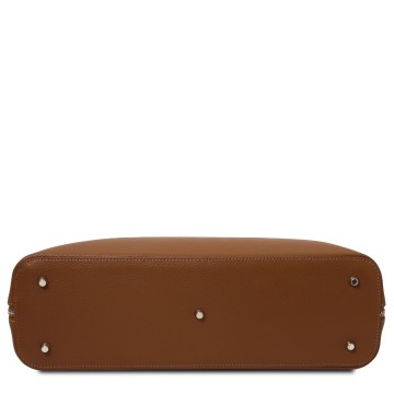 Aktetas voor dames van italiaans leer   magnolia bodem