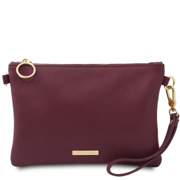 Clutch van gehamerd zacht leer bordeaux