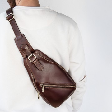 Crossbodytas van leder   kevin outfit