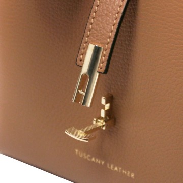 Handtas van leer   agatha 1