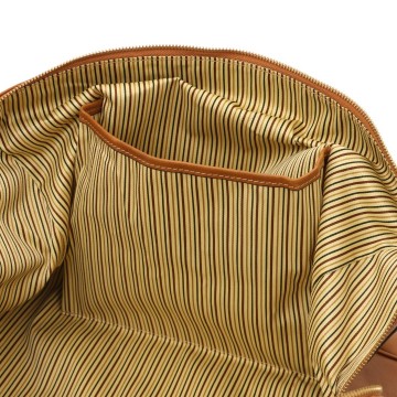 Italiaanse leren duffel bag met vak aan de achterkant   tl voyager   small intern
