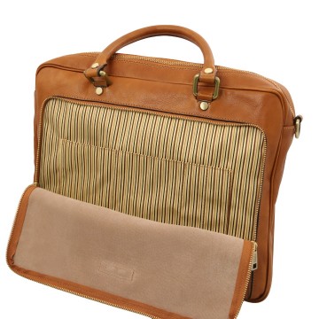 Lederen laptoptas   pisa voorvak