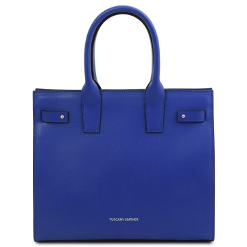 Modieuze handtas van italiaans palmellato leer   blauw