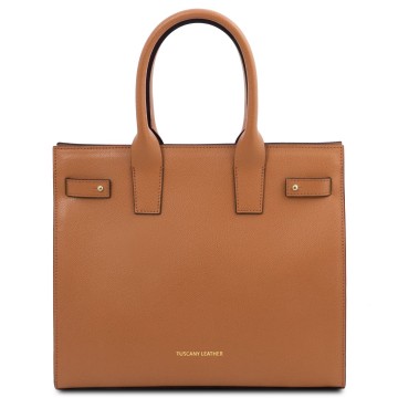 Modieuze handtas van italiaans palmellato leer   cognac