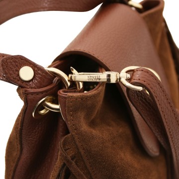 Schoudertas   shopper van suede leder met franjes   nomade schouderriem