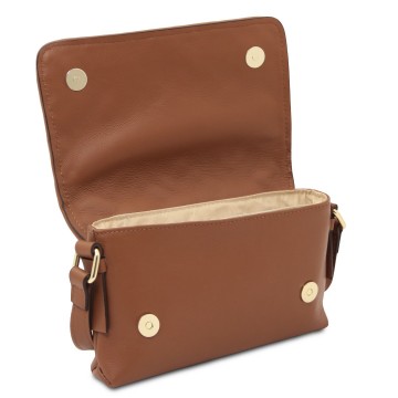 Schoudertas van leder met vlechtwerk   tarte overslag