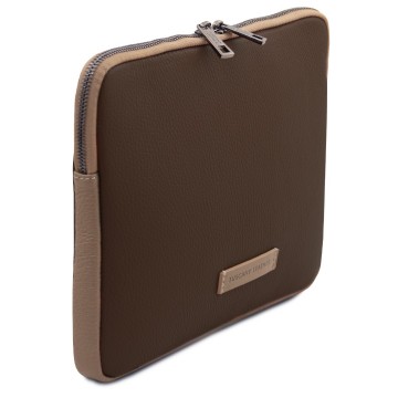 Tablet etui van gehamerd leer donkerbruin