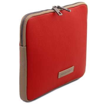 Tablet etui van gehamerd leer lipstick rood