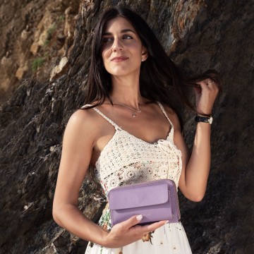 Telefoonhouder en portemonnee in een  1