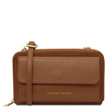 Telefoonhouder en portemonnee in een cognac