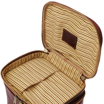 Toilettas van volnerf kalfsleer met 2 compartimenten   eliot  bovendeel