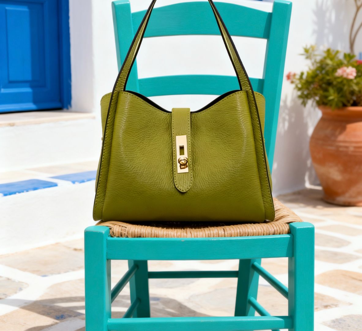 Italiaanse leren damestassen in de nieuwe lentekleur groen - Berdino